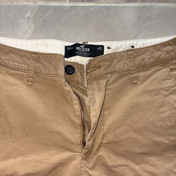 Hollister Men's Chino Khaki Flat Front Shorts W 30 - Picture 2 of 4